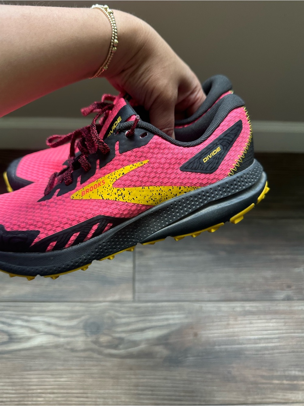 Brooks Trail Divide Pink  Women's Athletic Walking Hiking Running Tennis Shoes - Picture 2 of 13